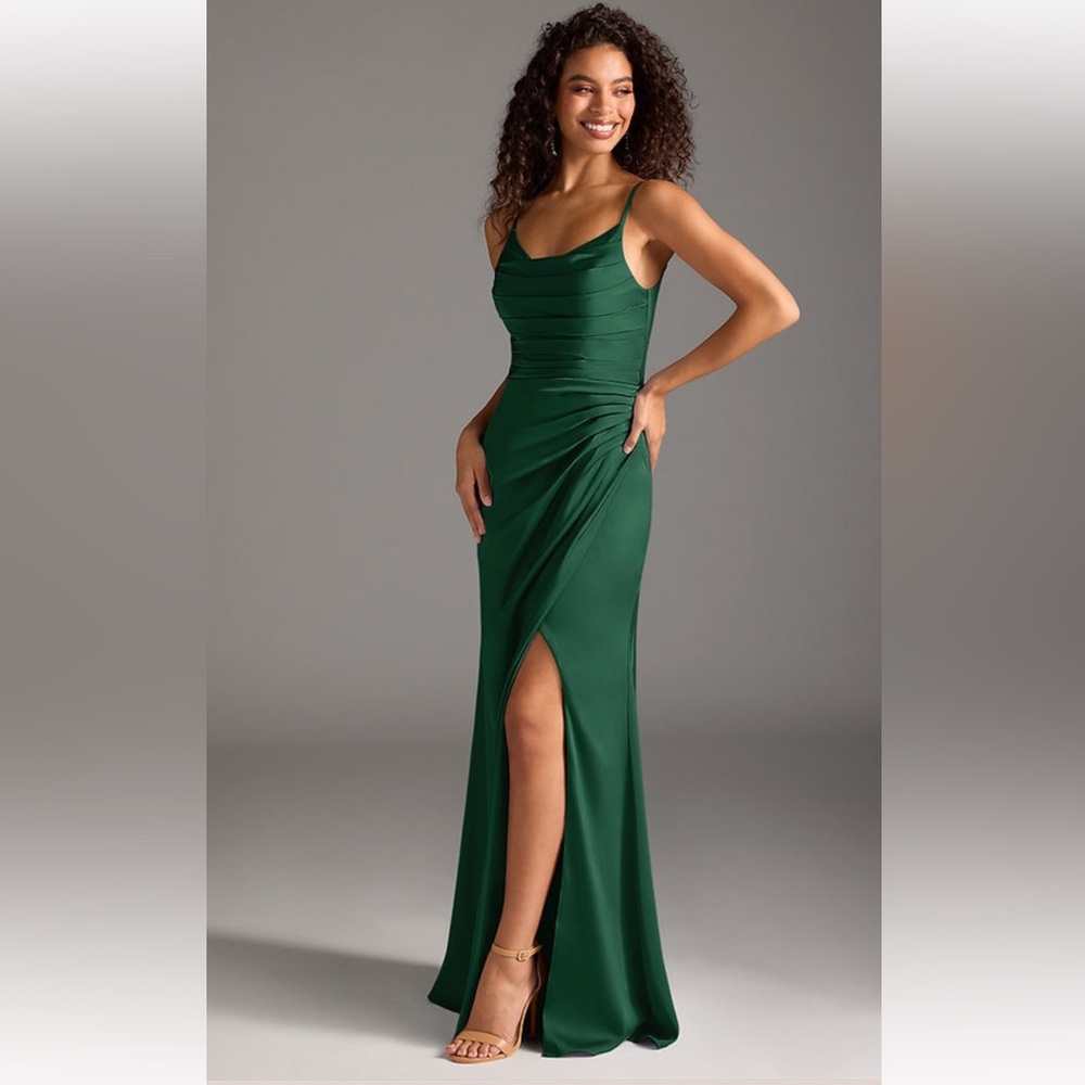 Elegant dark Green Evening/BridesmaidDress